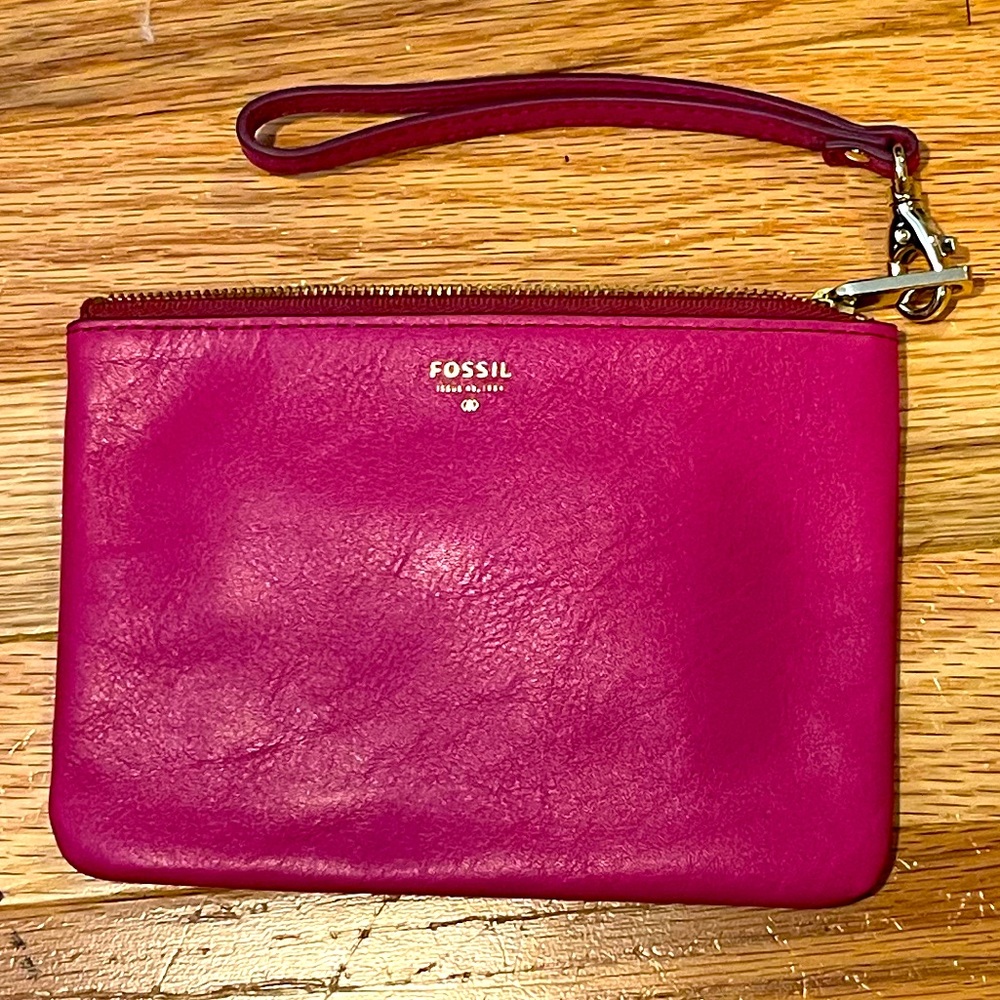 Small wristlet